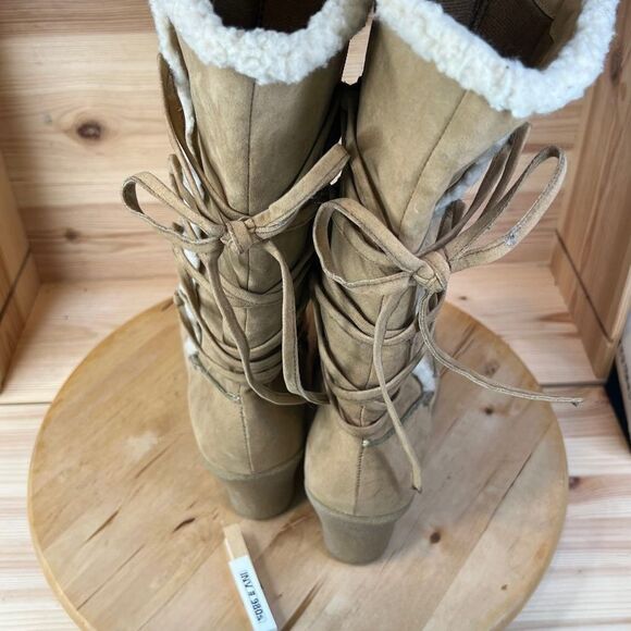 Mudd Brown Canvas Faux Fur Boots Womens Size 10 - Picture 5 of 7